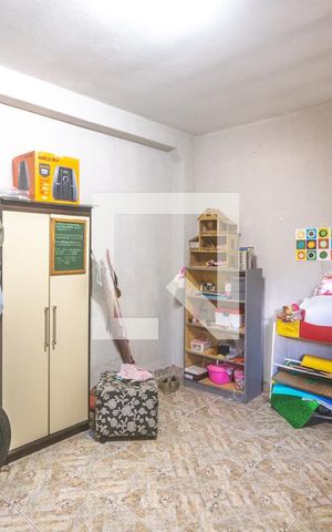 Casa à venda com 280m², 3 quartos e 5 vagas Casa à venda com 280m², 3 quartos e 5 vagasSuíte 1