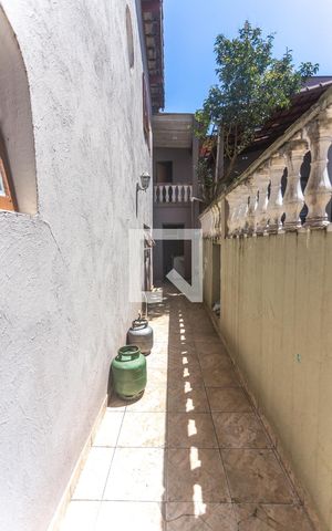 Casa à venda com 280m², 3 quartos e 5 vagas Casa à venda com 280m², 3 quartos e 5 vagasÁrea de serviço