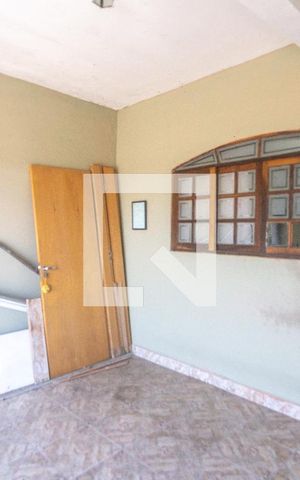 Casa à venda com 280m², 3 quartos e 5 vagas Casa à venda com 280m², 3 quartos e 5 vagasGaragem