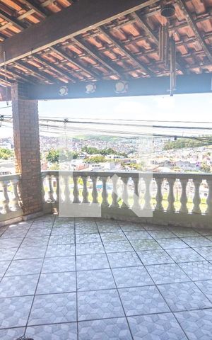 Casa à venda com 280m², 3 quartos e 5 vagas Casa à venda com 280m², 3 quartos e 5 vagasVaranda suíte 2