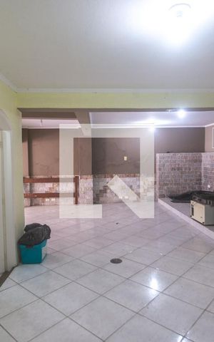 Casa para alugar com 386m², 3 quartos e 6 vagas Casa para alugar com 386m², 3 quartos e 6 vagasSalão