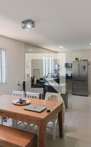 Casa à venda com 125m², 3 quartos e 2 vagas Casa à venda com 125m², 3 quartos e 2 vagasCozinha / Sala Jantar