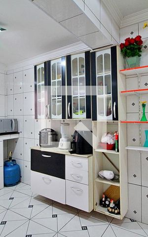 Casa à venda com 222m², 3 quartos e 2 vagasCozinha
