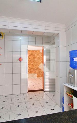Casa à venda com 222m², 3 quartos e 2 vagasCozinha