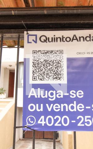 Casa à venda com 190m², 3 quartos e 2 vagasFachada