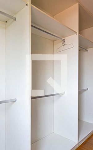 Apartamento para alugar com 87m², 2 quartos e 2 vagas Apartamento para alugar com 87m², 2 quartos e 2 vagasCloset da Suite
