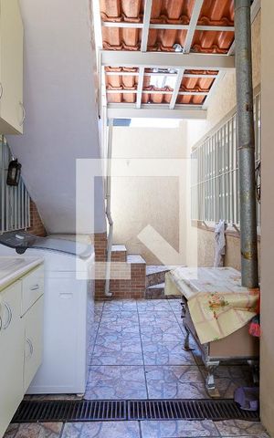 Casa à venda com 220m², 3 quartos e 3 vagasÁrea de serviço