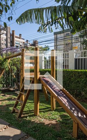 Apartamento à venda com 75m², 3 quartos e 2 vagasÁrea comum - Playground