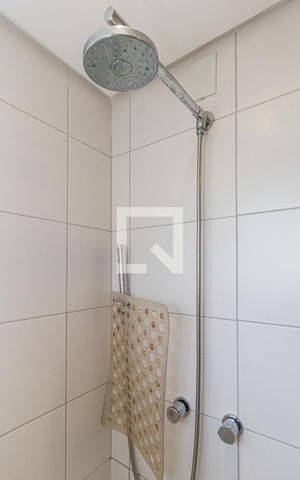 Apartamento à venda com 75m², 3 quartos e 2 vagasBanheiro Social