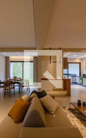 Casa de condomínio à venda com 208m², 3 quartos e 3 vagas Casa de condomínio à venda com 208m², 3 quartos e 3 vagasSala