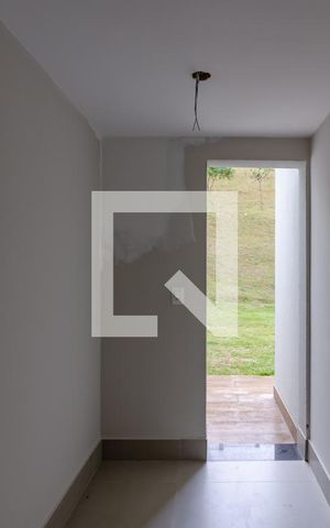 Casa de condomínio à venda com 208m², 3 quartos e 3 vagas Casa de condomínio à venda com 208m², 3 quartos e 3 vagasÁrea de Serviço