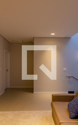 Casa de condomínio à venda com 208m², 3 quartos e 3 vagas Casa de condomínio à venda com 208m², 3 quartos e 3 vagasSala 2
