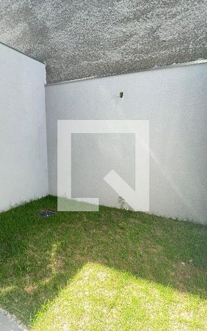 Casa à venda com 65m², 2 quartos e 1 vagaÁrea externa privativa fundos