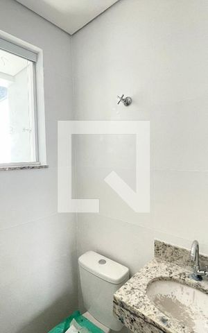 Casa à venda com 65m², 2 quartos e 1 vagaLavabo