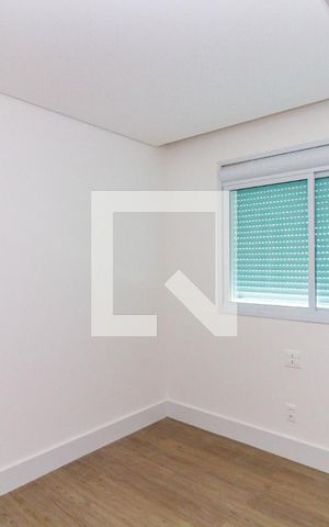 Apartamento à venda com 139m², 4 quartos e 3 vagas Apartamento à venda com 139m², 4 quartos e 3 vagasQuarto