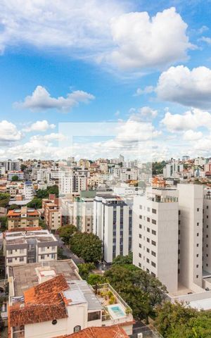 Apartamento à venda com 139m², 4 quartos e 3 vagas Apartamento à venda com 139m², 4 quartos e 3 vagasVista