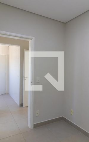 Apartamento para alugar com 250m², 4 quartos e 3 vagas Apartamento para alugar com 250m², 4 quartos e 3 vagasQuarto de Serviço