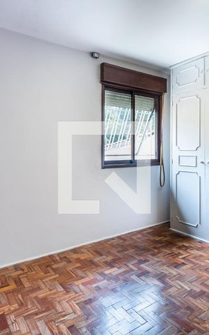 Casa para alugar com 130m², 3 quartos e 2 vagasSuíte
