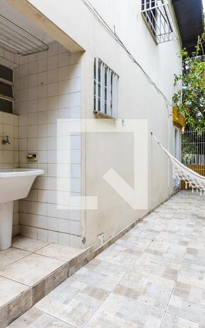 Casa para alugar com 130m², 3 quartos e 2 vagasÁrea de Serviço