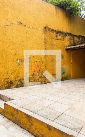 Casa para alugar com 130m², 3 quartos e 2 vagasQuintal