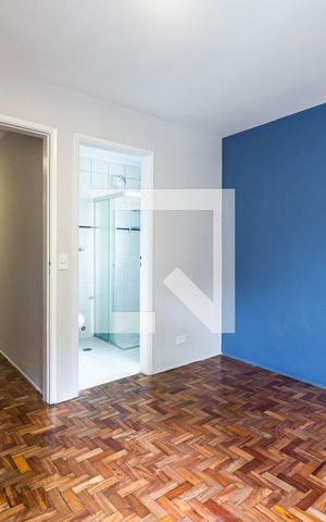 Casa para alugar com 130m², 3 quartos e 2 vagasSuíte