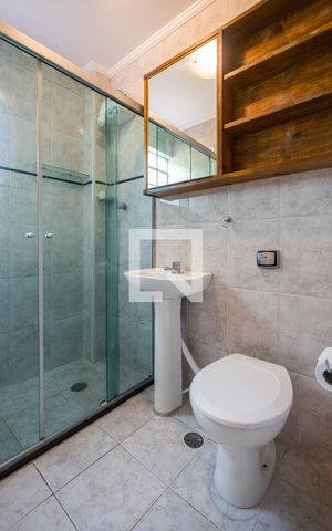Casa para alugar com 130m², 3 quartos e 2 vagasBanheiro