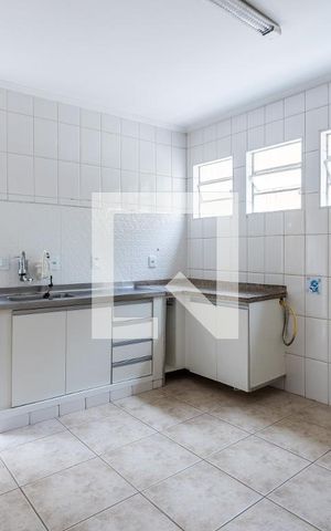 Casa para alugar com 130m², 3 quartos e 2 vagasCozinha