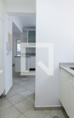 Apartamento para alugar com 70m², 2 quartos e 1 vagaÁrea de serviço