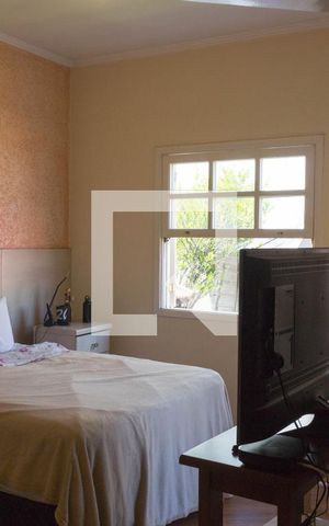 Casa à venda com 307m², 3 quartos e 4 vagas Casa à venda com 307m², 3 quartos e 4 vagasSuíte 1