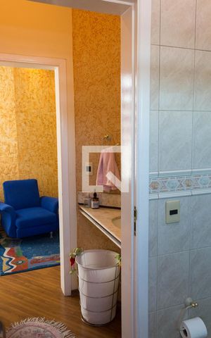 Casa à venda com 307m², 3 quartos e 4 vagas Casa à venda com 307m², 3 quartos e 4 vagasBanheiro