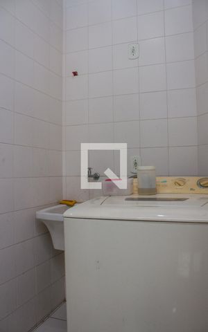 Casa à venda com 490m², 4 quartos e 2 vagasÁrea de Serviço - 2º Andar