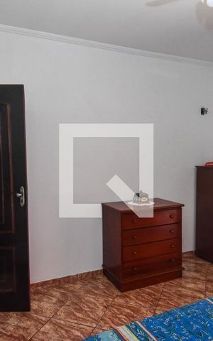 Casa à venda com 170m², 3 quartos e 2 vagas Casa à venda com 170m², 3 quartos e 2 vagasQuarto Suíte