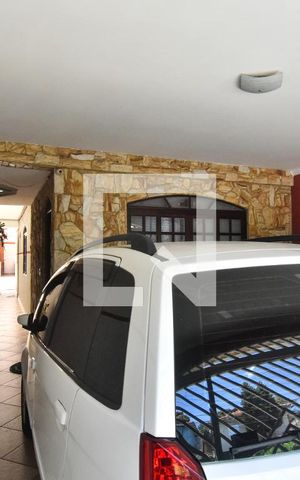 Casa à venda com 170m², 3 quartos e 2 vagas Casa à venda com 170m², 3 quartos e 2 vagasGaragem