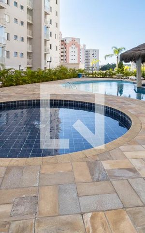 Apartamento para alugar com 69m², 2 quartos e 1 vagaÁrea comum - Piscina
