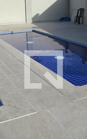 Apartamento para alugar com 63m², 2 quartos e 1 vagaPiscina