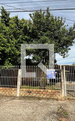 Casa à venda com 140m², 2 quartos e 2 vagasFachada