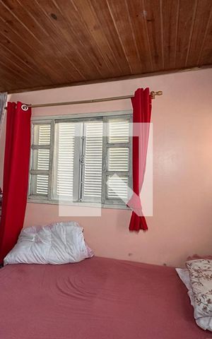 Casa à venda com 140m², 2 quartos e 2 vagasQuarto 1 