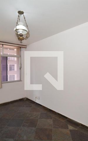 Apartamento para alugar com 66m², 2 quartos e 1 vagaSala