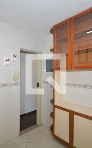 Apartamento para alugar com 66m², 2 quartos e 1 vagaCozinha
