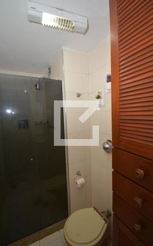 Apartamento para alugar com 66m², 2 quartos e 1 vagaBanheiro Social