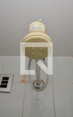 Apartamento para alugar com 66m², 2 quartos e 1 vagaBanheiro de Serviço