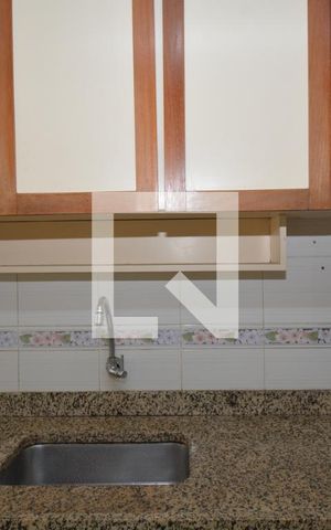 Apartamento para alugar com 66m², 2 quartos e 1 vagaCozinha