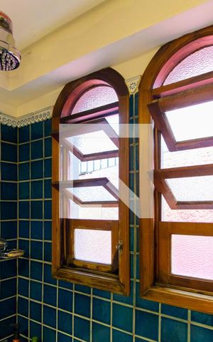 Casa à venda com 320m², 3 quartos e 1 vaga Casa à venda com 320m², 3 quartos e 1 vagaBanheiro da Suíte