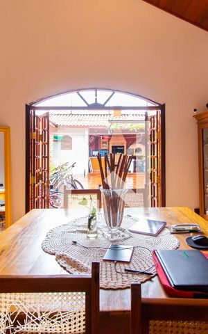 Casa à venda com 320m², 3 quartos e 1 vaga Casa à venda com 320m², 3 quartos e 1 vagaSala de Jantar
