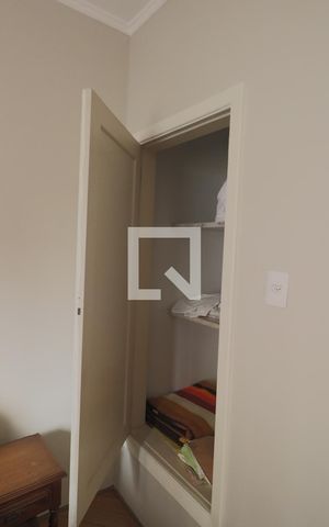 Casa à venda com 130m², 3 quartos e sem vaga Casa à venda com 130m², 3 quartos e sem vagaQuarto 3 - Armários