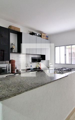 Casa à venda com 510m², 4 quartos e 5 vagasGaragem / Salão