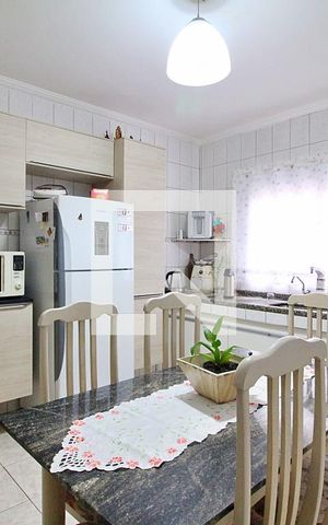 Casa à venda com 510m², 4 quartos e 5 vagasCozinha