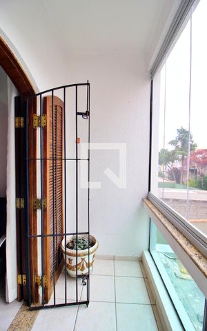 Casa à venda com 510m², 4 quartos e 5 vagasVaranda da Suíte 1