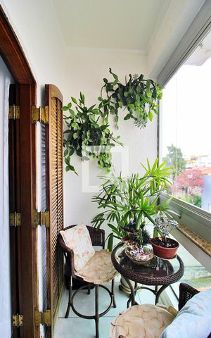 Casa à venda com 510m², 4 quartos e 5 vagasVaranda da Suíte 2