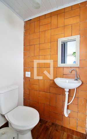 Casa à venda com 510m², 4 quartos e 5 vagasBanheiro de serviço
